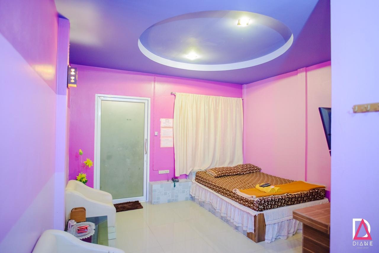 Diane Hotel Phetchaburi Bagian luar foto